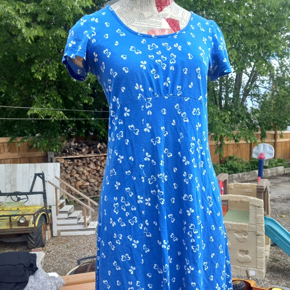 Cut summer time mini dress